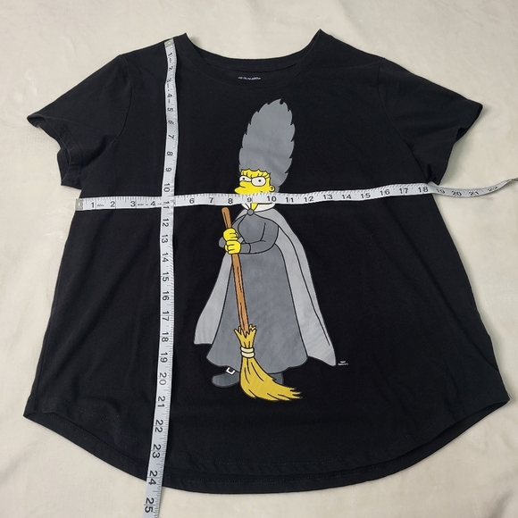 Old Navy The Simpsons Halloween Shirt. Witch Marge. Size Large. - Picture 4 of 6